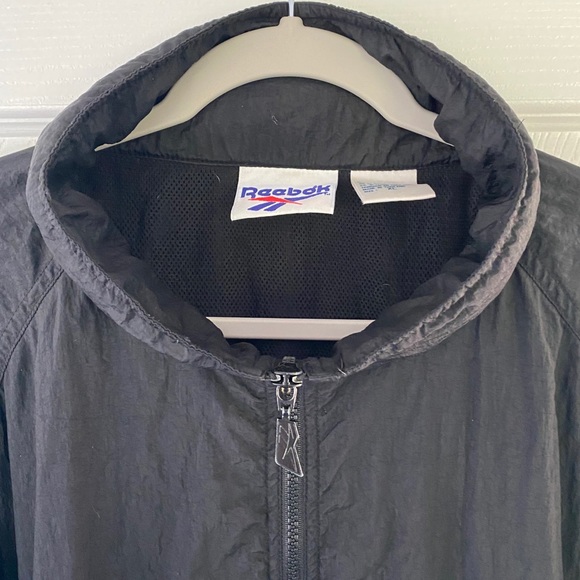 VINTAGE REEBOK WINDBREAKER HOODIE XL - Picture 2 of 6